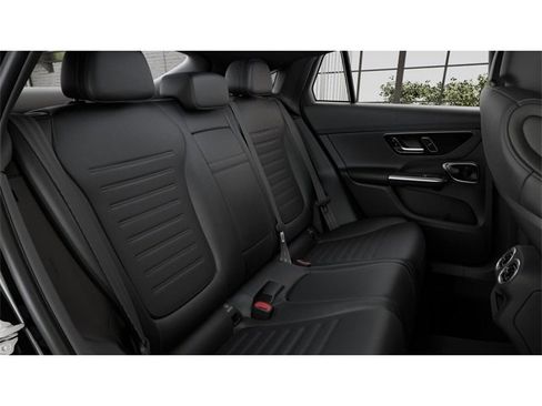 New 2025 Mercedes-Benz GLC 43 AMG 4MATIC Coupe image 5