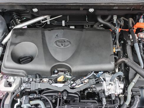 Used 2022 Toyota RAV4 SE image 26