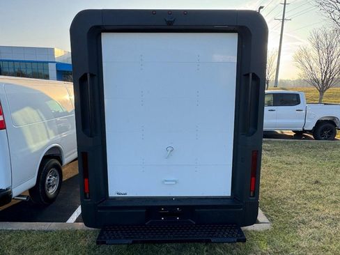 New 2025 Chevrolet Brightdrop 400 image 5