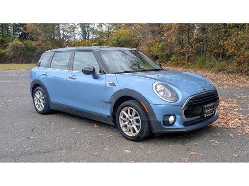 Used 2017 MINI Cooper Clubman ALL4 image 3