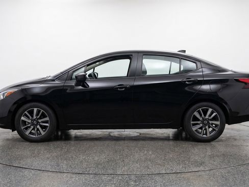 Used 2025 Nissan Versa SV FWD image 5