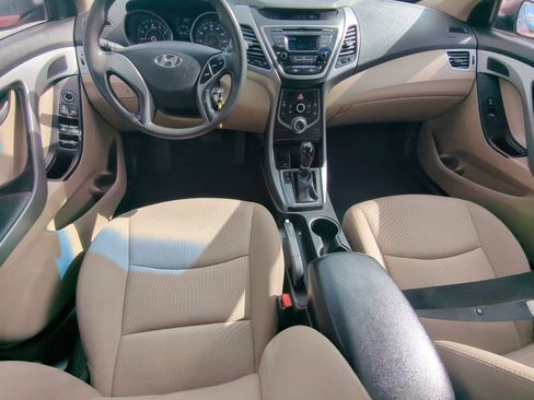 Used 2016 Hyundai Elantra SE image 26
