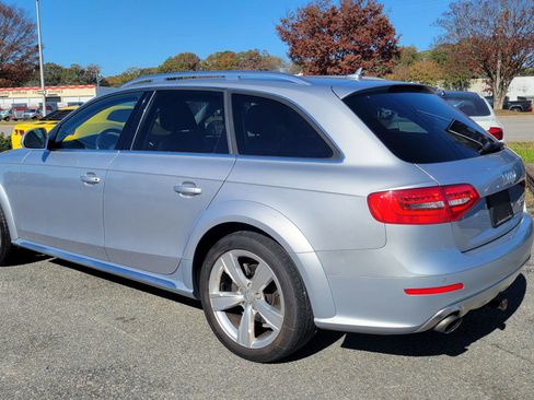 Used 2015 Audi A4 Premium Plus w/ Technology Package image 3