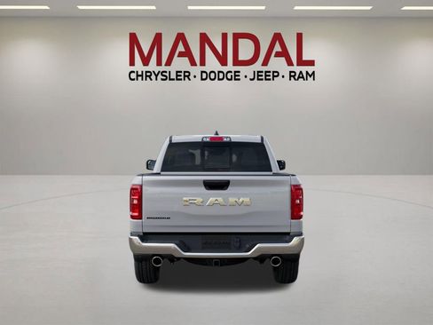 New 2026 RAM 1500 2WD Crew Cab image 7