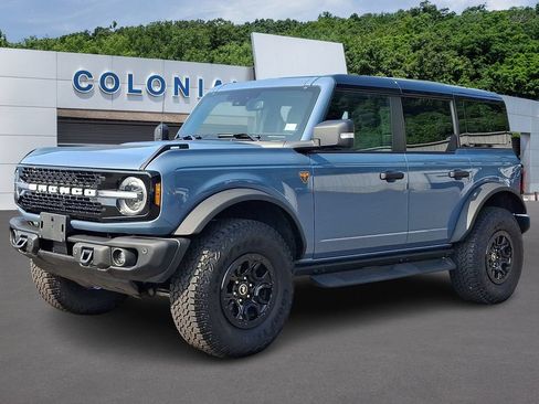 Certified 2025 Ford Bronco Badlands AWD/4WD image 3