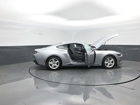 New 2026 Ford Mustang Coupe image 38