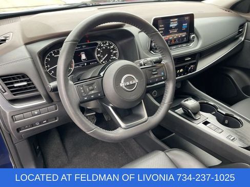 Used 2023 Nissan Rogue SV w/ SV Premium B Package image 10