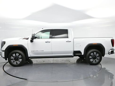 Used 2026 GMC Sierra 3500 Denali w/ Denali Reserve Package AWD/4WD image 4