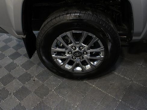Used 2024 Toyota Tacoma Limited image 23