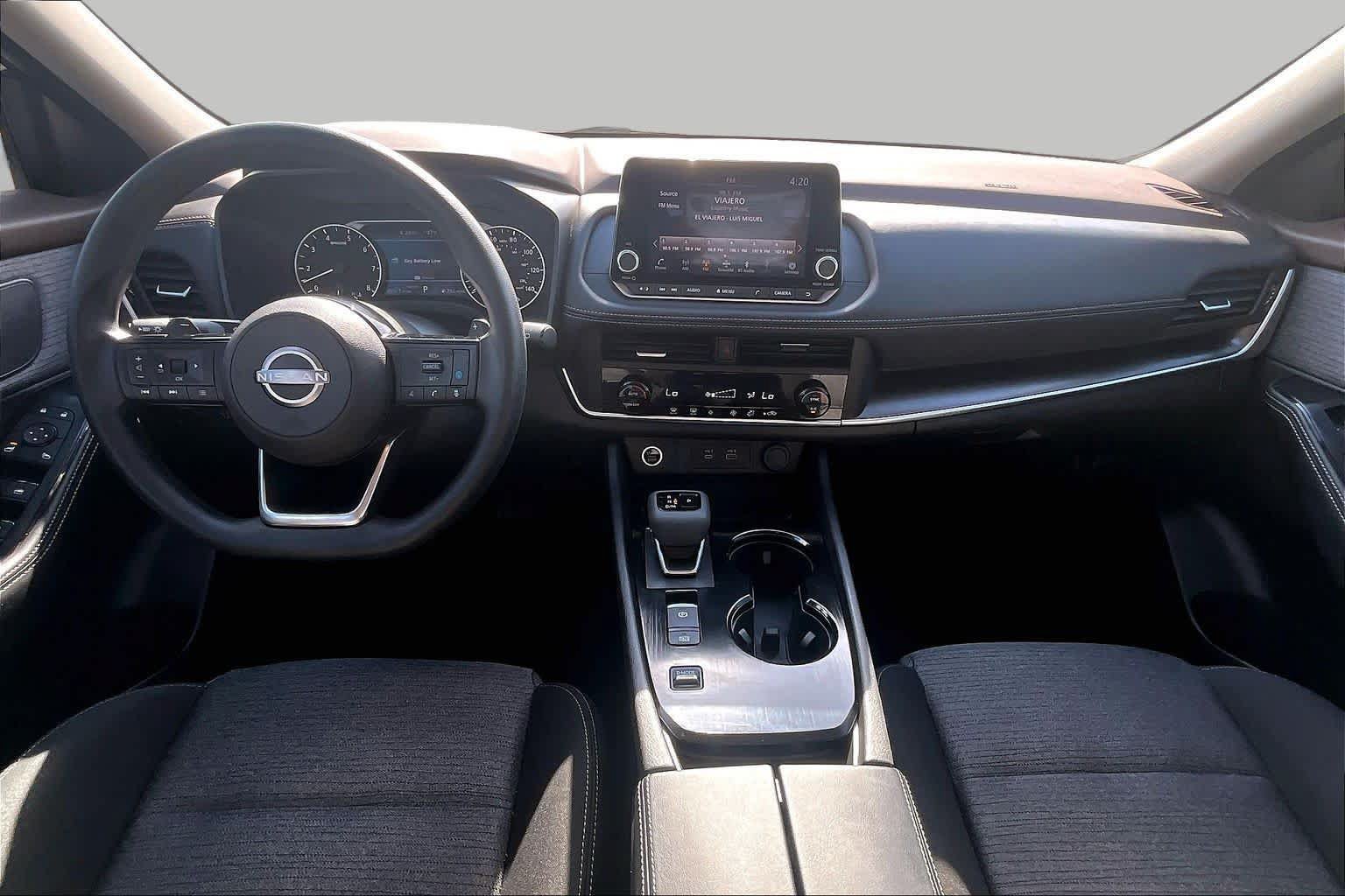 Used 2023 Nissan Rogue SV FWD image 16