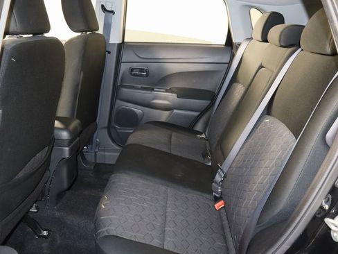 Used 2024 Mitsubishi Outlander Sport ES image 16