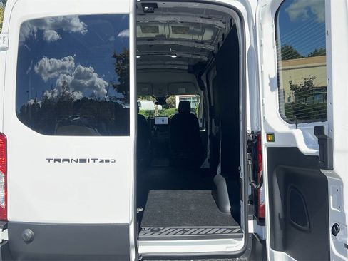 New 2026 Ford Transit 250 148 Medium Roof w/ Load Area Protection Package image 17
