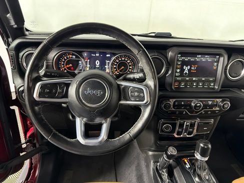 Used 2021 Jeep Gladiator Overland w/ Popular Equipment Package AWD/4WD image 13