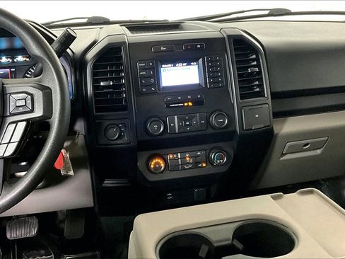 Used 2020 Ford F150 XL w/ Equipment Group 101A Mid image 6