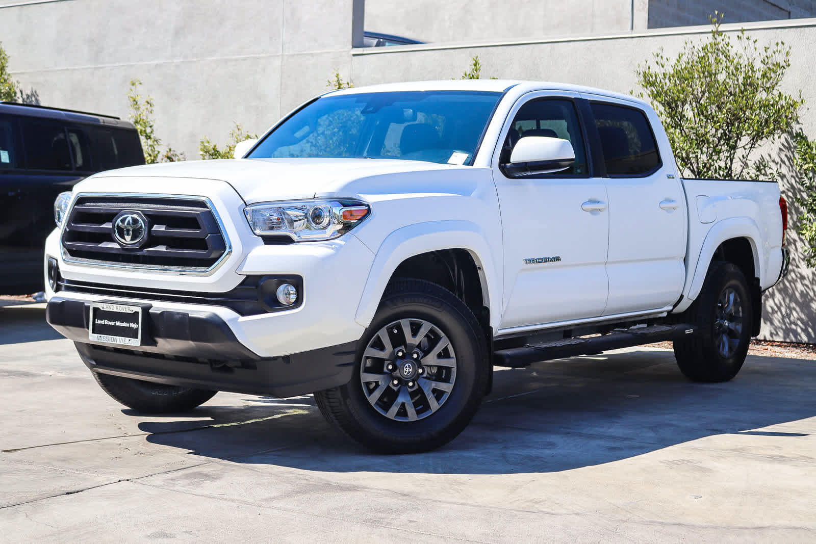Used 2023 Toyota Tacoma SR5 RWD image 1