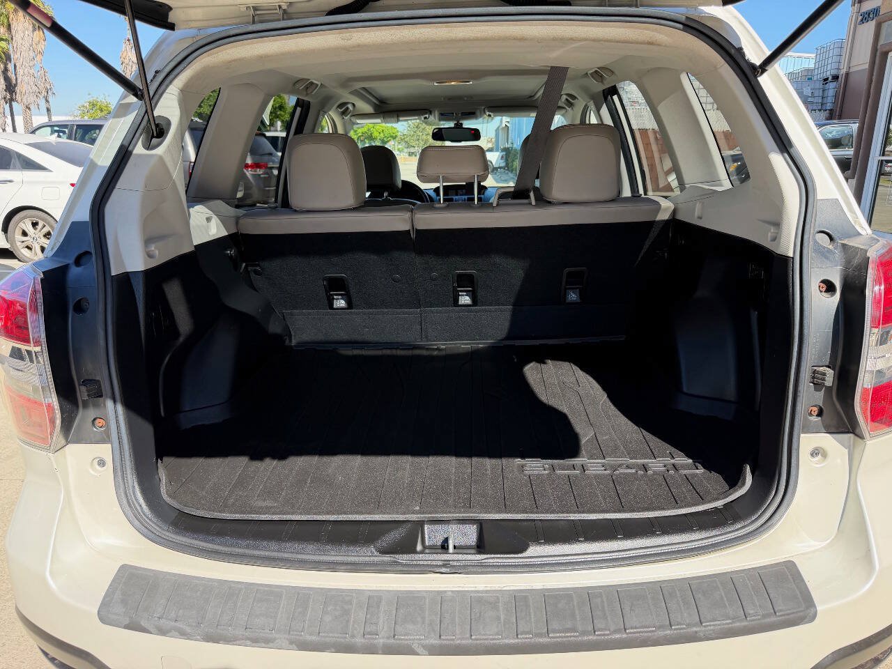Used 2014 Subaru Forester 2.5i Limited w/ Popular Package #1 AWD/4WD image 20