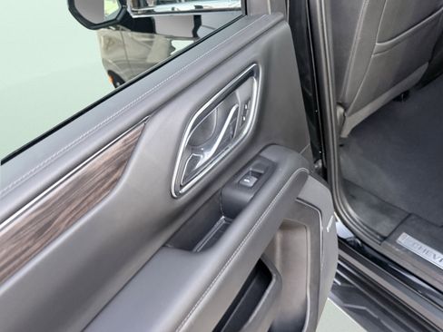 Used 2023 Chevrolet Tahoe LT image 19