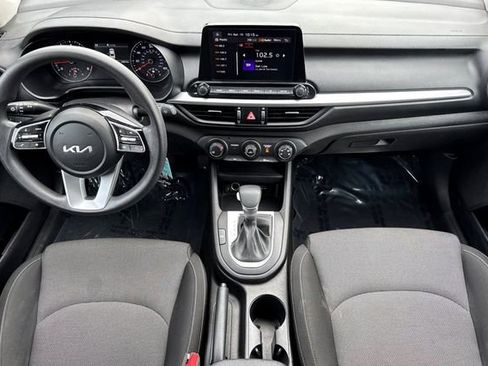 Used 2023 Kia Forte LXS w/ LXS Technology Package FWD image 15