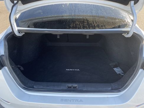 Used 2022 Nissan Sentra SV w/ Trunk Package image 24