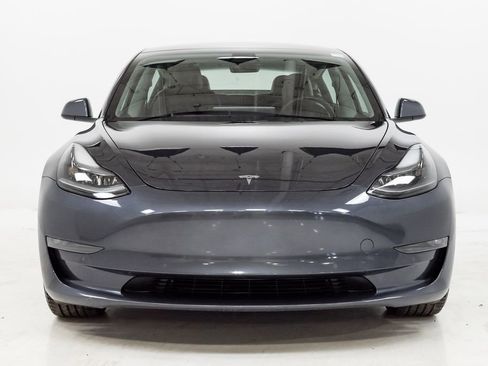 Used 2022 Tesla Model 3 Long Range AWD/4WD image 4