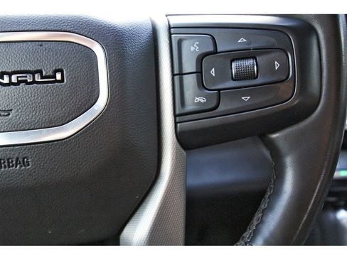 Used 2023 GMC Sierra 1500 Denali w/ Denali Reserve Package AWD/4WD image 17