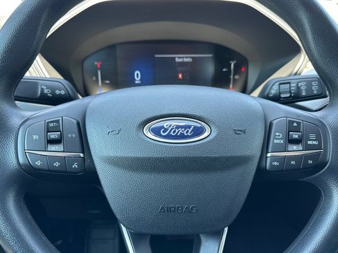 Used 2025 Ford Escape Active AWD/4WD image 29