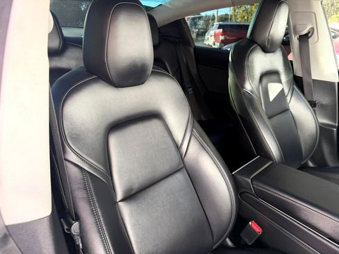 Used 2020 Tesla Model 3 Long Range image 38