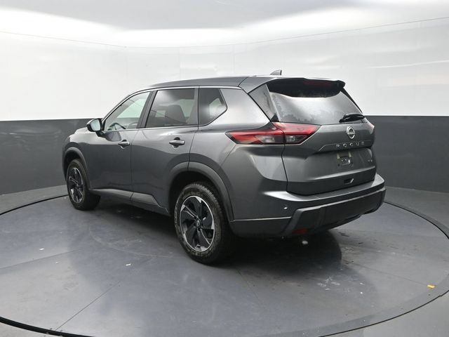 Used 2024 Nissan Rogue SV FWD image 6