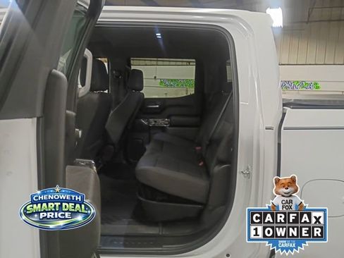 Used 2023 Chevrolet Silverado 1500 Custom Trail Boss w/ Realtree Special Edition image 7