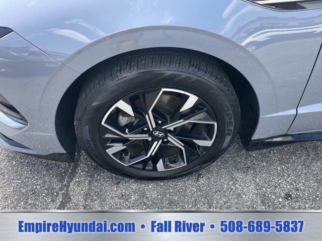 Used 2025 Hyundai Sonata SEL FWD image 10