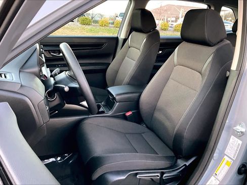 Used 2023 Honda CR-V LX image 7