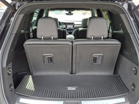 Used 2022 Cadillac XT6 Premium Luxury w/ Platinum Package image 26