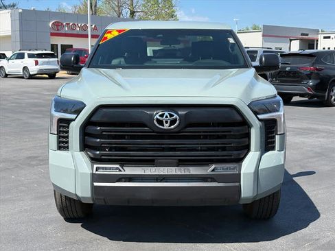 Used 2025 Toyota Tundra SR5 w/ SR5 Premium Package AWD/4WD image 24