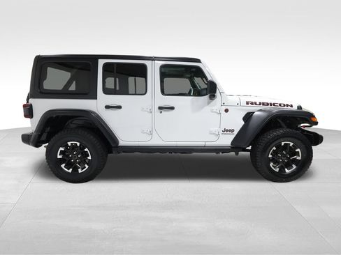 Used 2025 Jeep Wrangler Unlimited Rubicon image 5