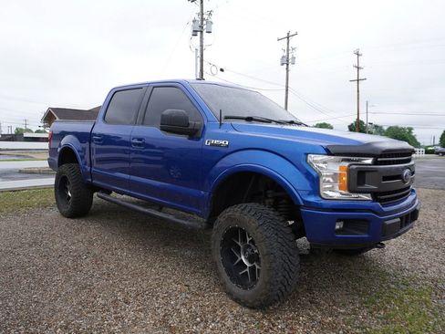 Used 2018 Ford F150 XLT w/ Equipment Group 302A Luxury AWD/4WD image 10