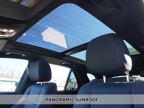 Used 2025 Mercedes-Benz GLE 450e GLE 450e image 4