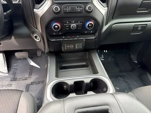 Used 2021 Chevrolet Silverado 1500 LT Trail Boss AWD/4WD image 23