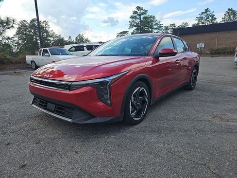 Certified 2025 Kia K4 EX image 2
