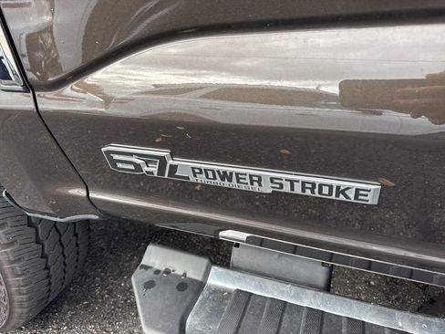 Used 2024 Ford F350 Lariat image 13