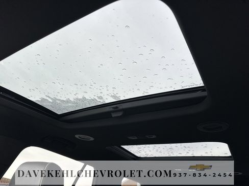 Used 2023 Chevrolet Traverse Premier w/ Redline Edition image 18