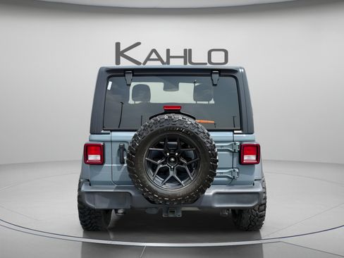 Used 2024 Jeep Wrangler Sport AWD/4WD image 3