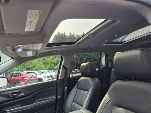 Used 2019 GMC Acadia SLT w/ Black Edition AWD/4WD image 13