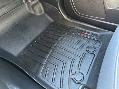 Used 2021 Chevrolet Colorado W/T w/ Custom Special Edition image 41