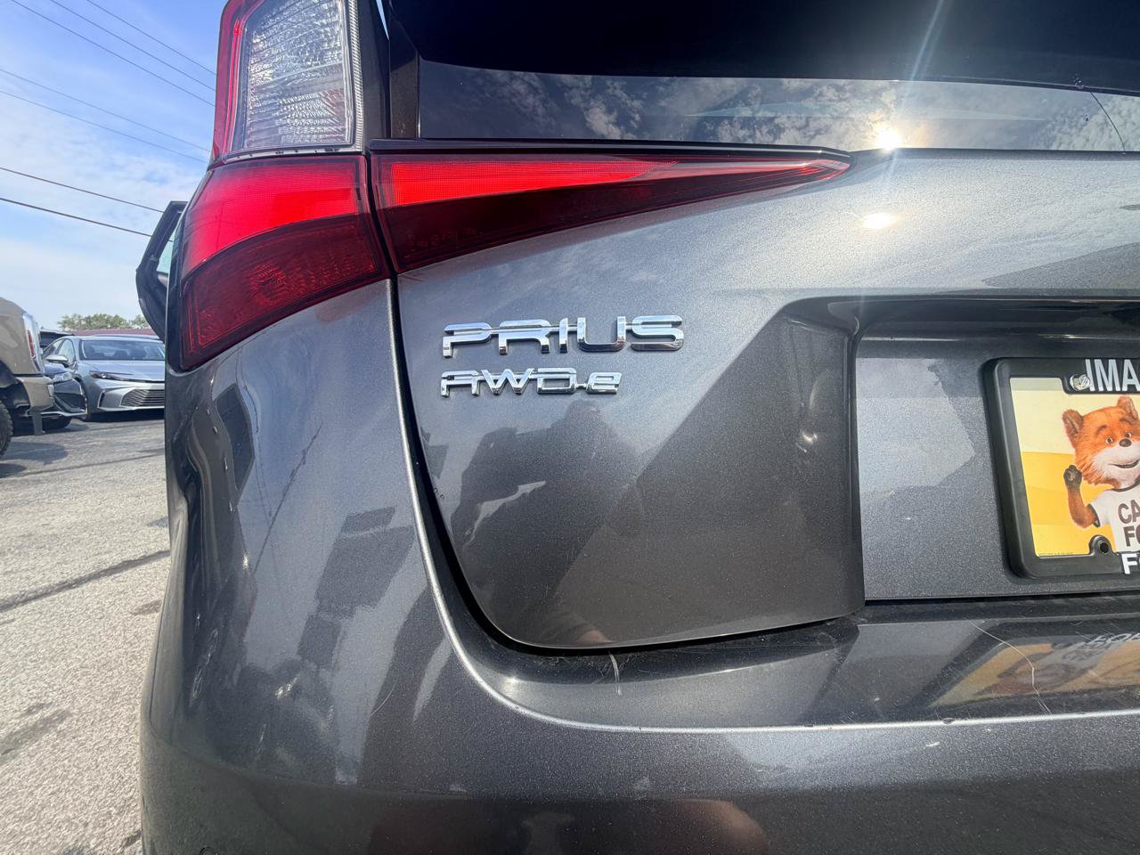 Used 2019 Toyota Prius LE AWD/4WD image 13