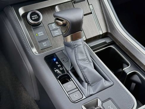 New 2026 Lexus GX 550 w/ Accessory Package (2T) AWD/4WD image 31