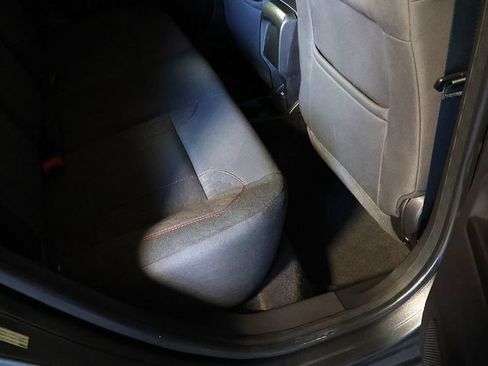 Used 2016 Ford Fiesta SE w/ Equipment Group 201A FWD image 28
