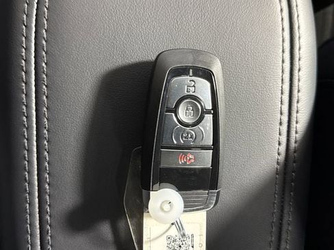 New 2026 Ford Maverick XLT AWD/4WD image 38