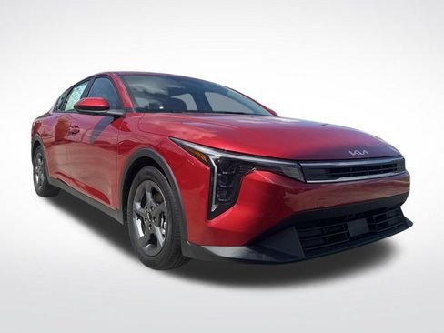 Used 2025 Kia K4 FWD image 2