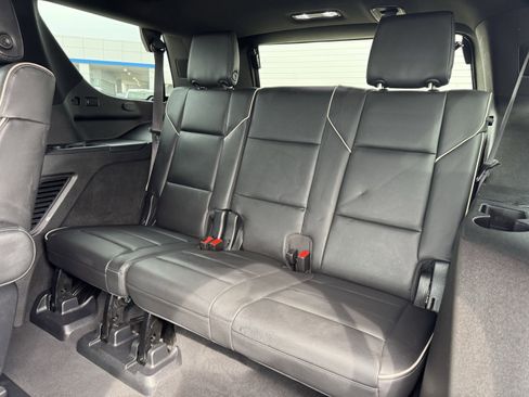 Used 2021 Cadillac Escalade Premium Luxury w/ Driver Assist Tech Package image 21