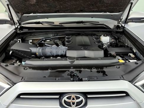 Certified 2023 Toyota 4Runner TRD Off-Road Premium AWD/4WD image 22